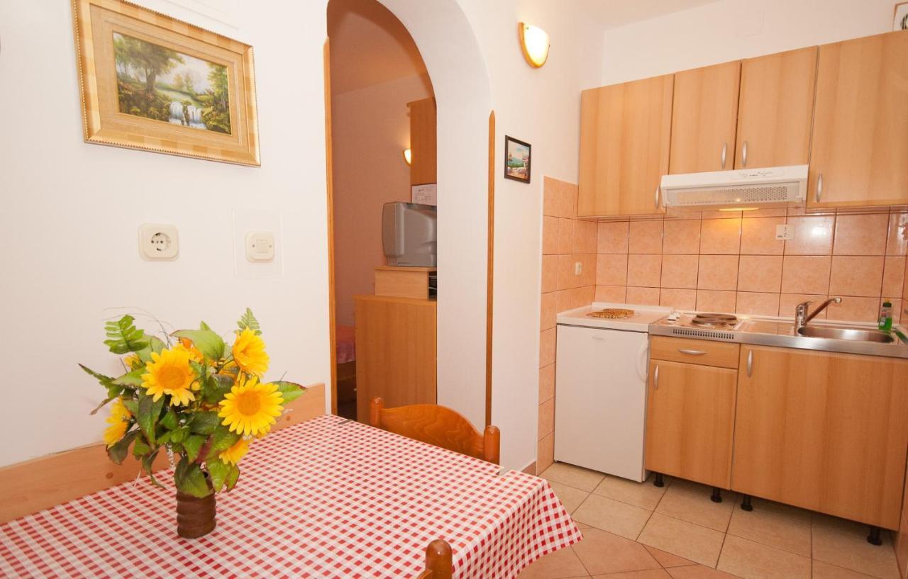 Apartment Anica Baška Eksteriør billede