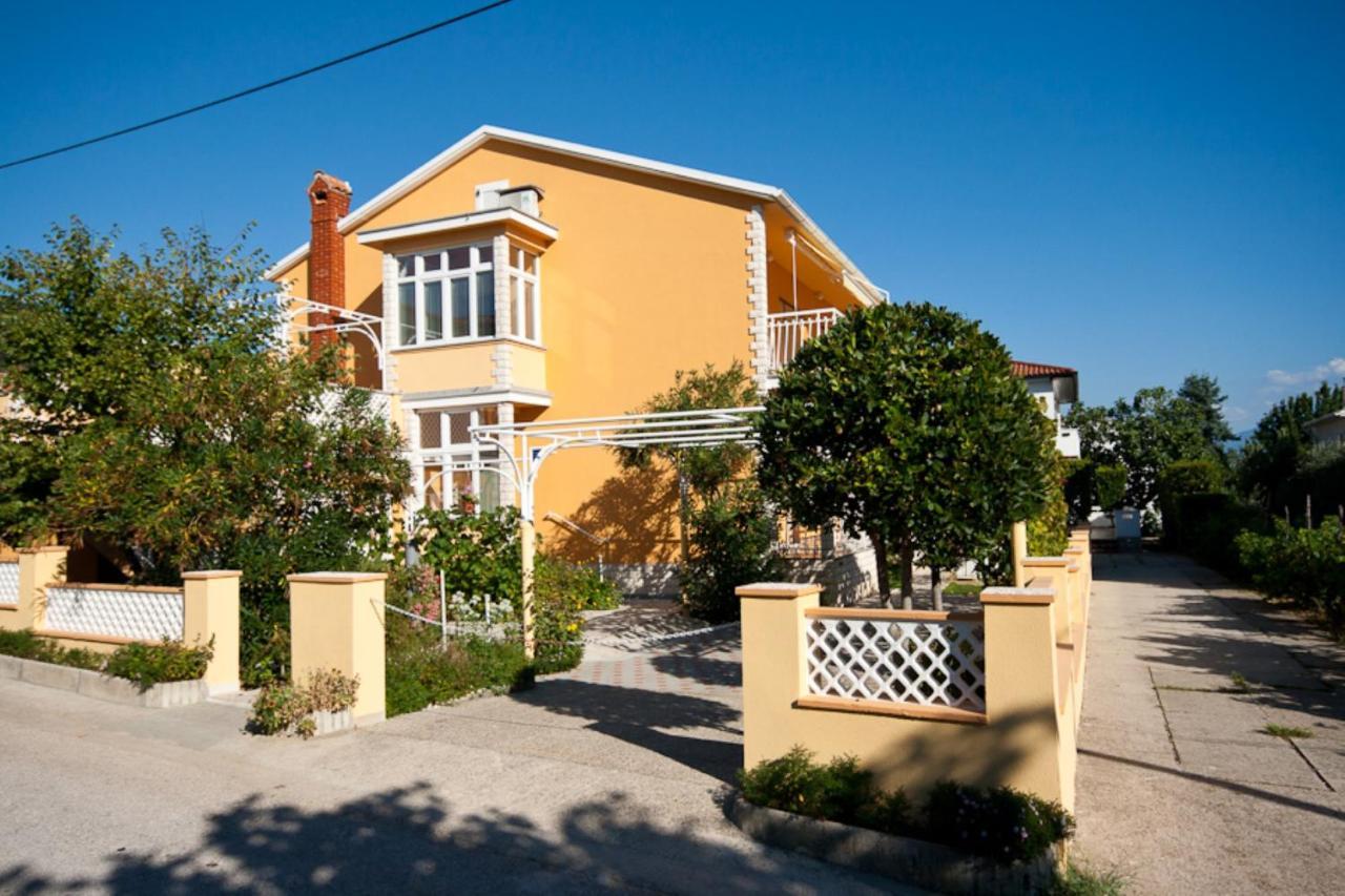 Apartment Anica Baška Eksteriør billede