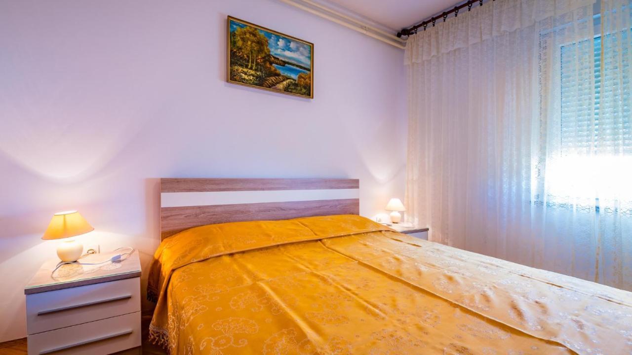 Apartment Anica Baška Eksteriør billede