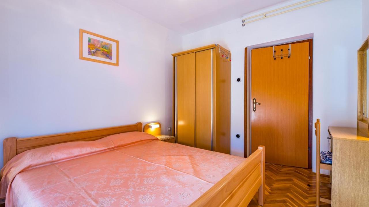 Apartment Anica Baška Eksteriør billede