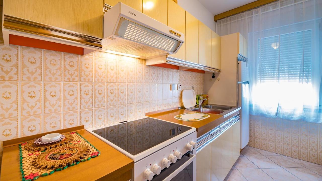 Apartment Anica Baška Eksteriør billede