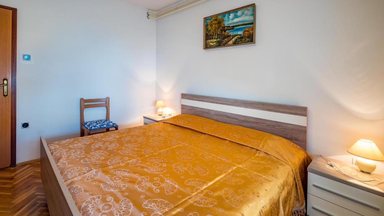 Apartment Anica Baška Eksteriør billede